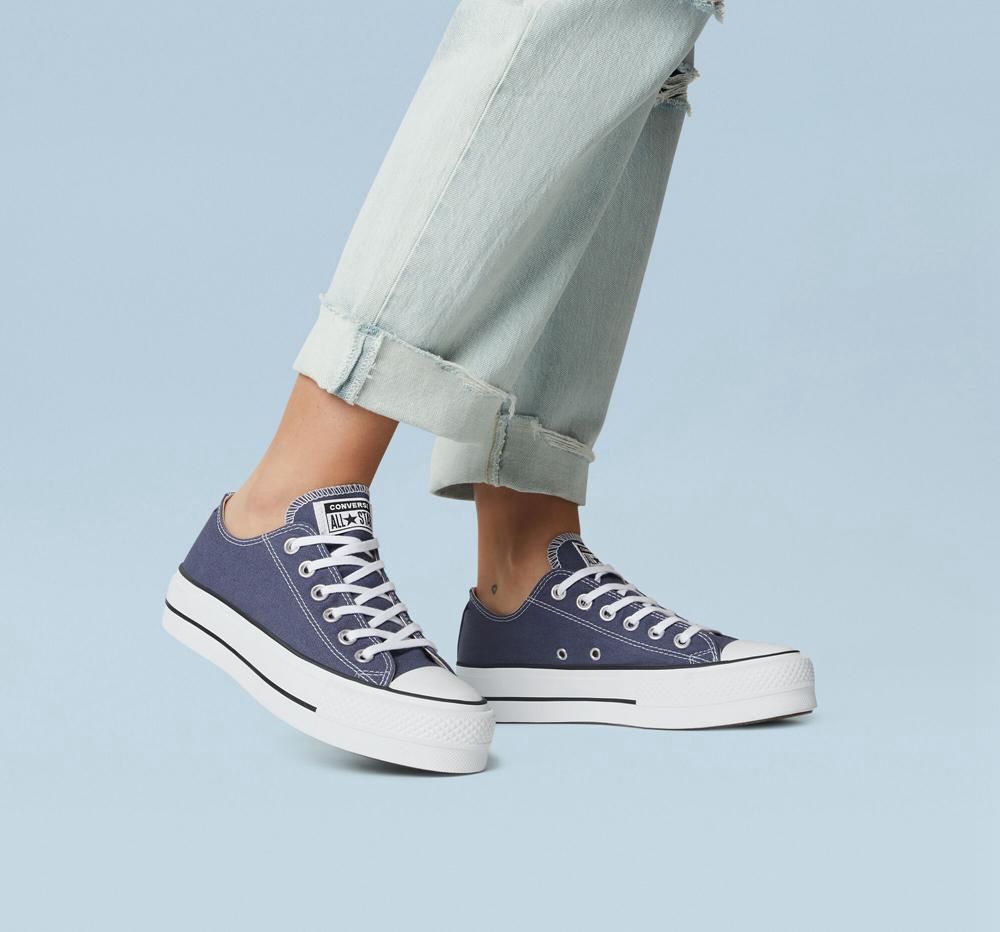 Low Tops Tenis Converse Chuck Taylor All Star Lift Plataforma Canvas Mujer Azul Marino Blancas Negras  Colombia |  NIJAK-7621