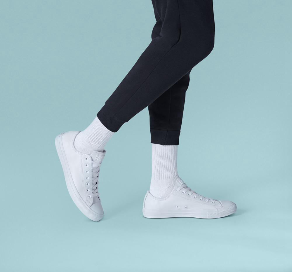 Low Tops Tenis Converse Chuck Taylor All Star Leather Unisex Hombre Blancas  Colombia |  VCKFP-6398